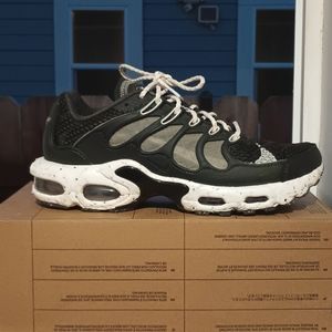 Nike Air max Terrascape plus (Size 8.5)